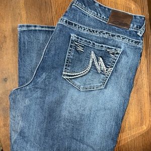Women’s Maurices Denim slight boot cut jeans sz 15/16 Short